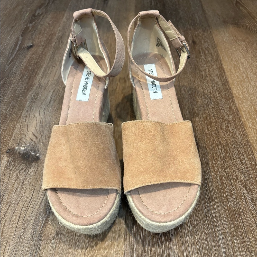 Like New Steve Madden Nude Espadrille Wedges size 8.5 - Picture 2 of 5